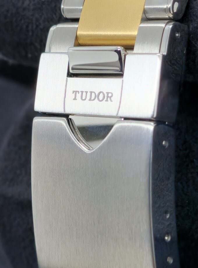 Tudor Black Bay Chronograph M79363