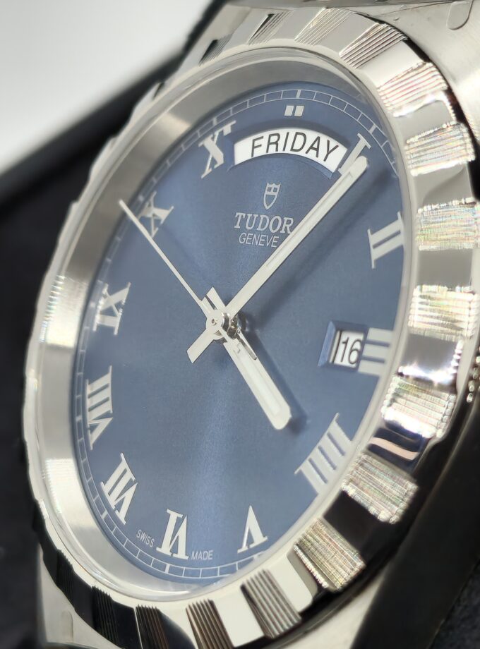 Tudor Royal Date Day