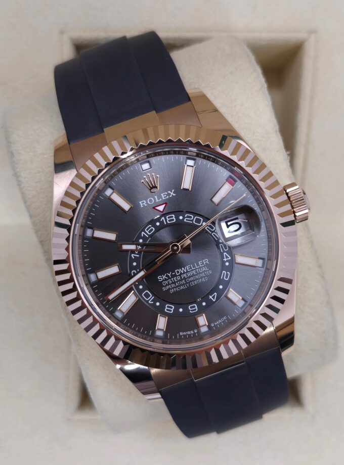 Rolex Sky-Dweller 336235