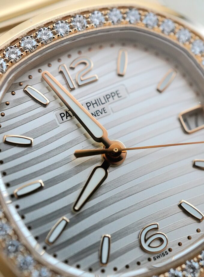 Patek Philippe Nautilus 7010/1R