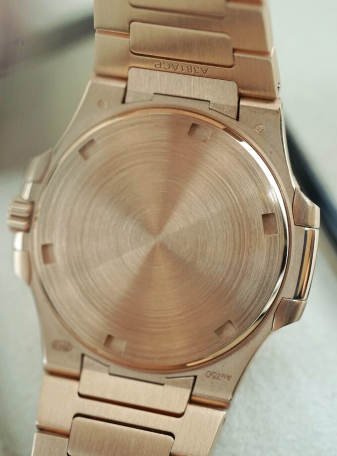 Patek Philippe Nautilus 7010/1R