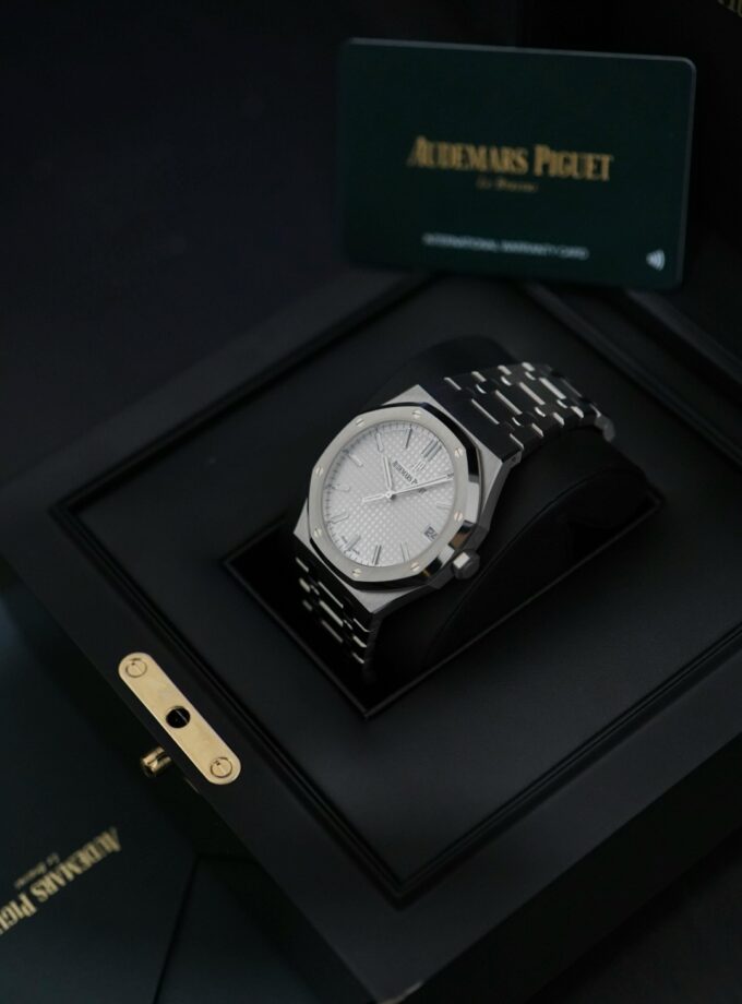 Audemars Piguet Royal Oak 15500ST.OO.1220ST.04