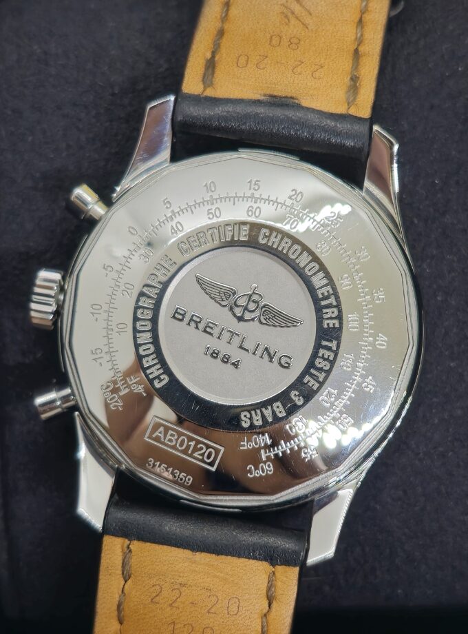 Breitling Navitimer 01 AB012012