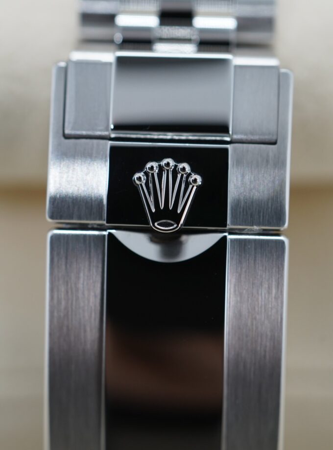 Rolex GMT-Master II BATGIRL 126710BLNR