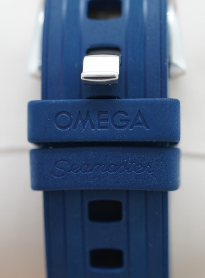 Omega Seamaster Diver 210.30.42.20.03.001