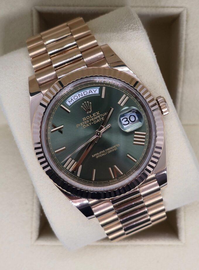 Rolex Day-Date 40 228235