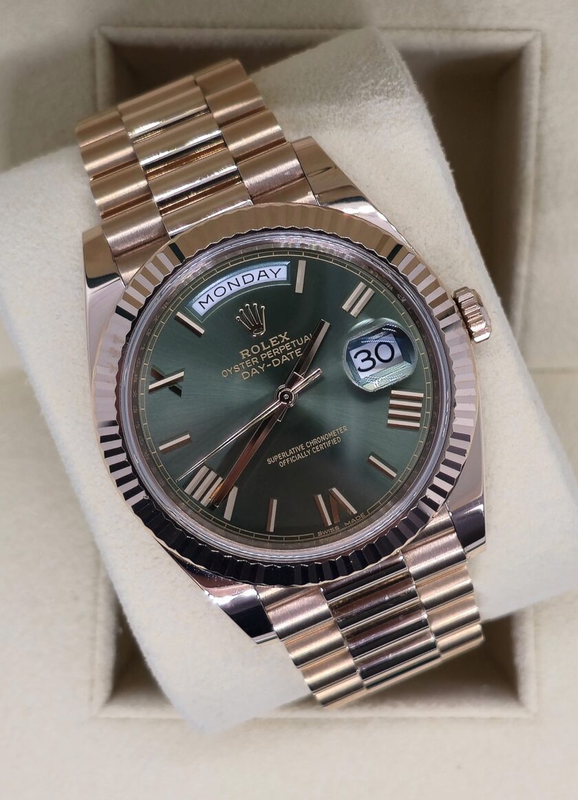 Rolex Day-Date 40 228235