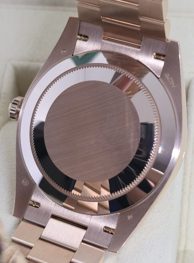 Rolex Day-Date 40 228235