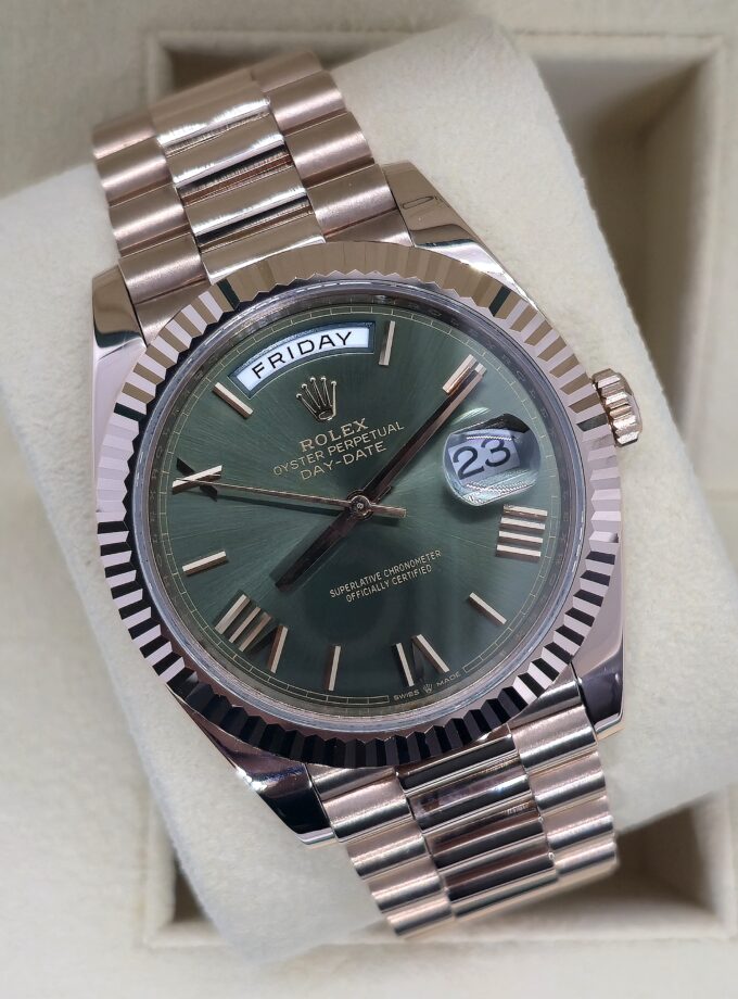 Rolex Day-Date 40 228235