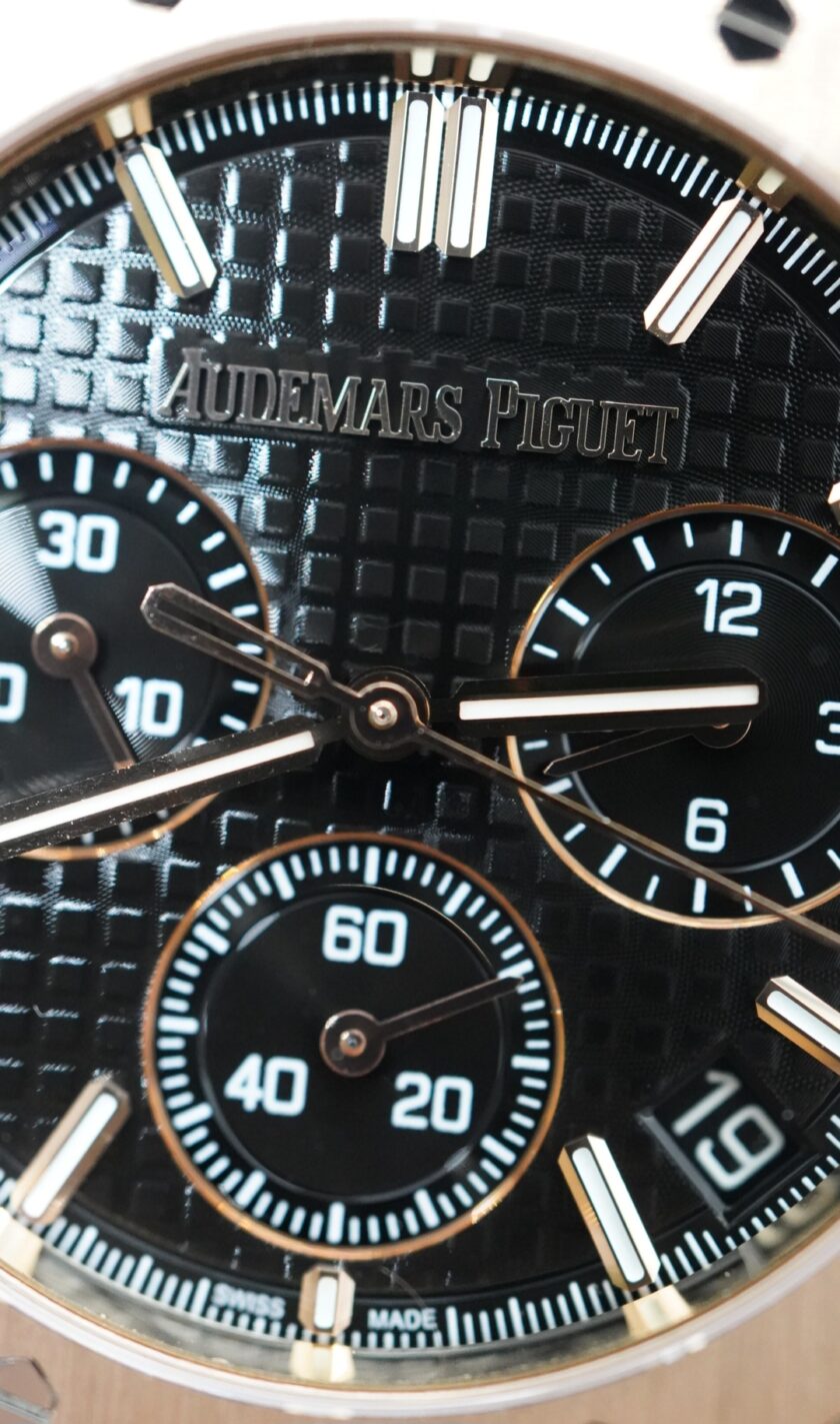 Audemars Piguet Royal Oak Chronograph - Image 2