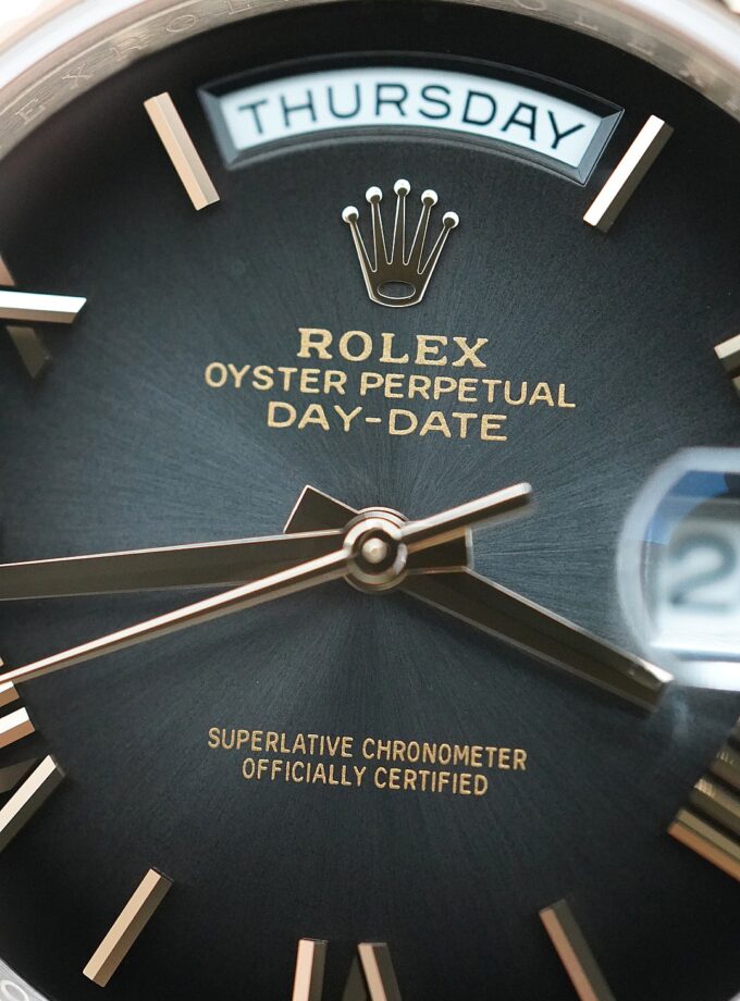 Rolex Day-Date 40 228235