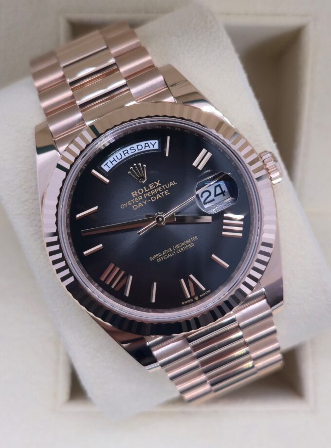 Rolex Day-Date 40 228235