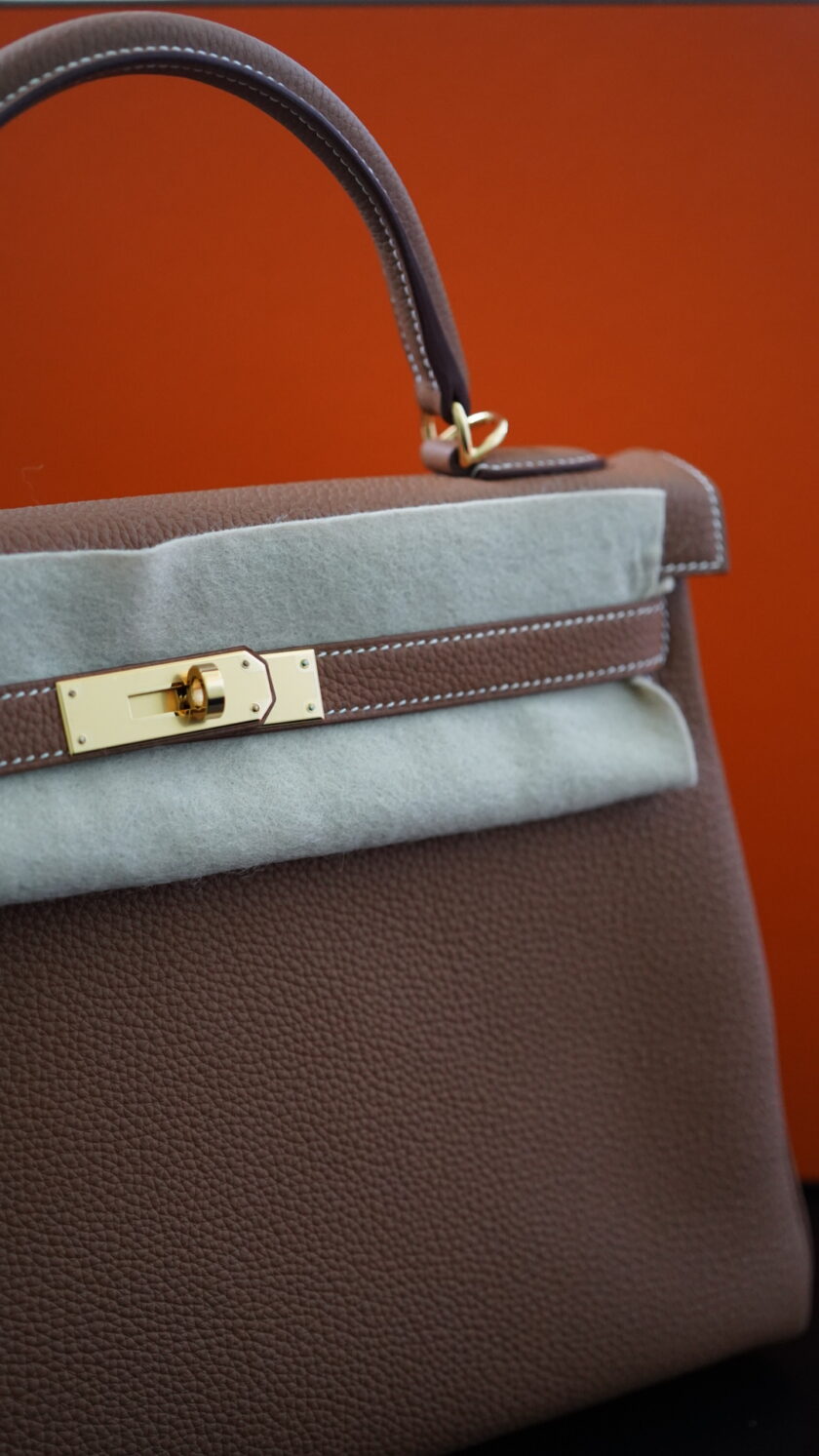 Hermès Kelly KELLY 32 WITH GOLD HARDWARE - Image 10