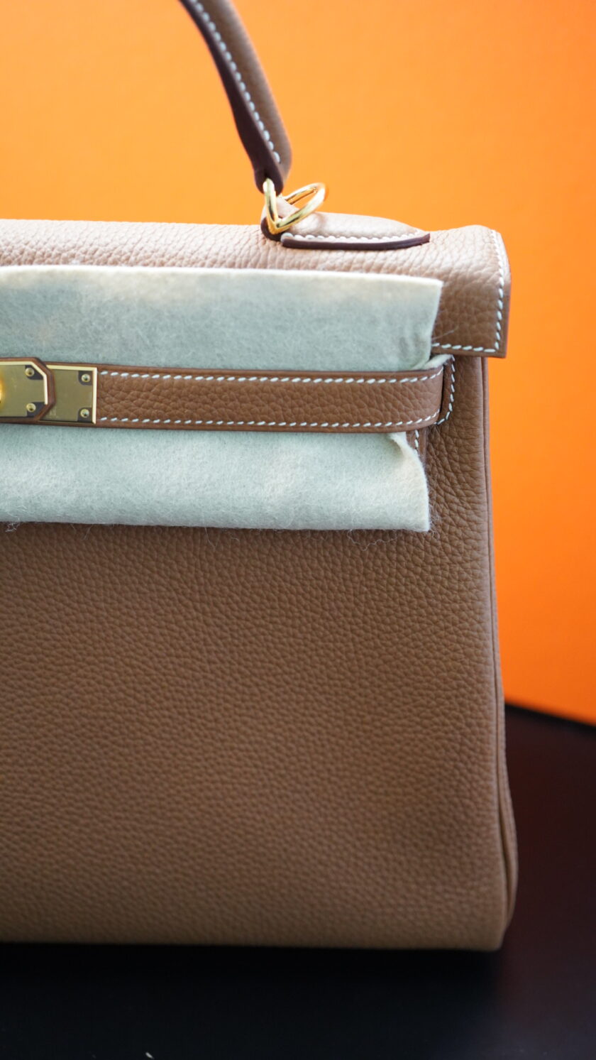 Hermès Kelly KELLY 32 WITH GOLD HARDWARE - Image 14