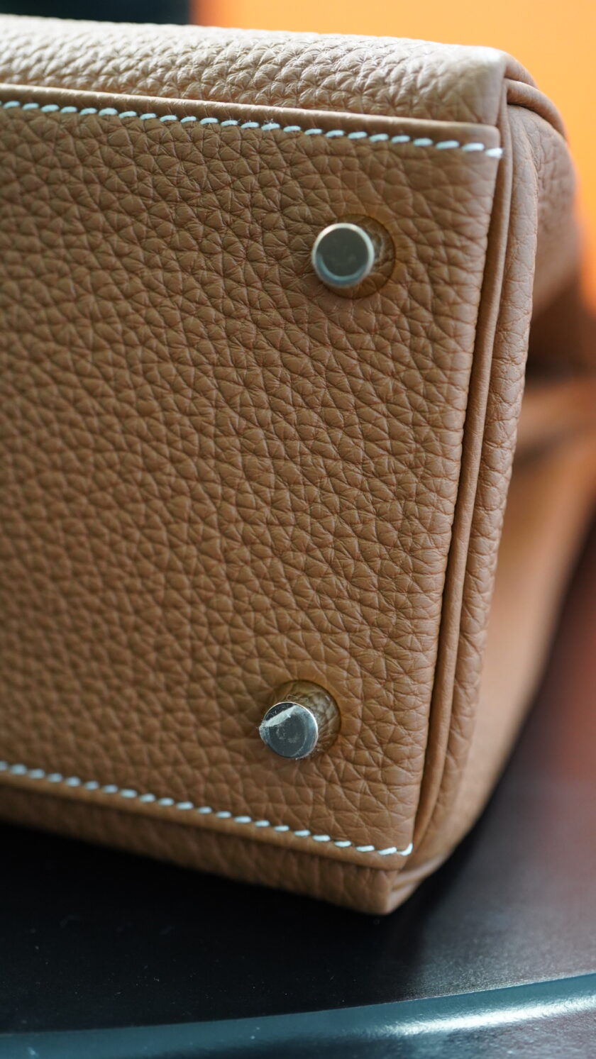 Hermès Kelly KELLY 32 WITH GOLD HARDWARE - Image 8