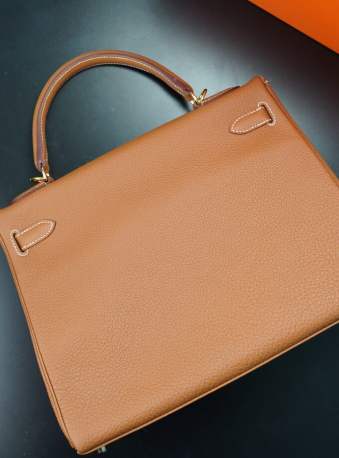 Hermès Kelly KELLY 32 WITH GOLD HARDWARE
