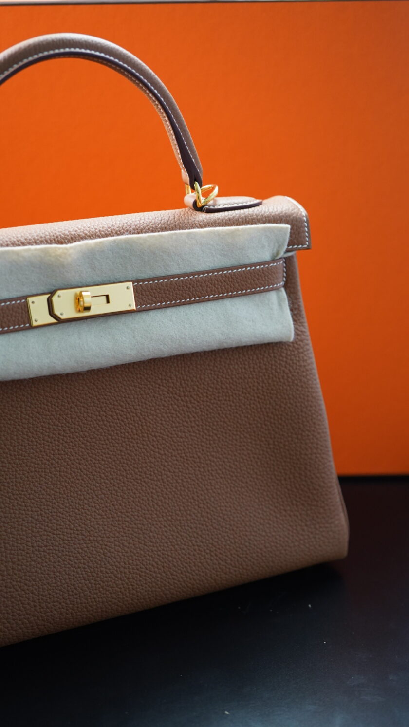 Hermès Kelly KELLY 32 WITH GOLD HARDWARE - Image 16