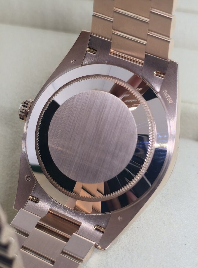 Rolex Day-Date 40 228235