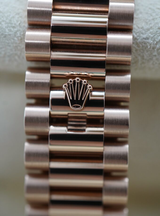 Rolex Day-Date 40 228235