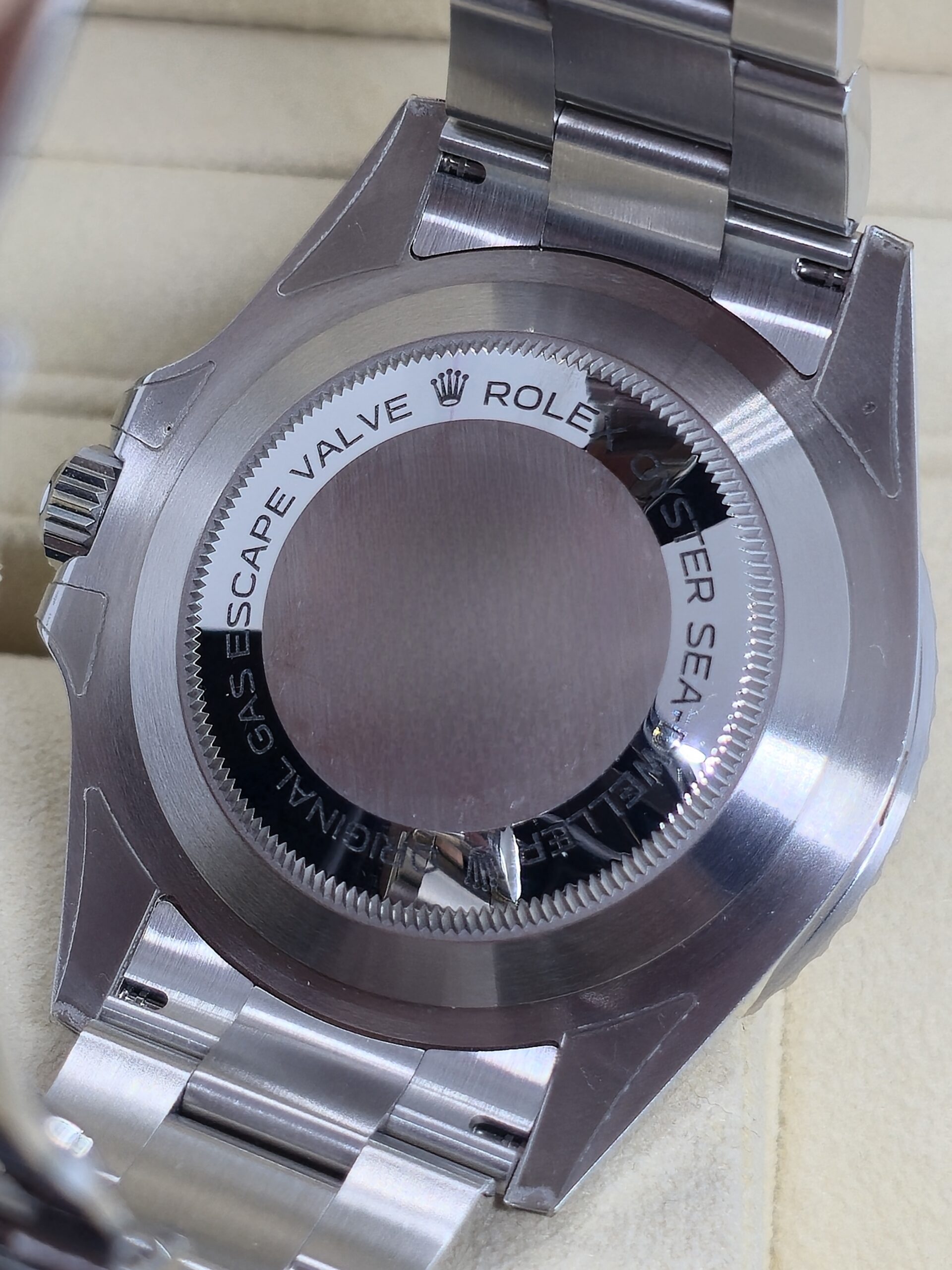 Rolex Sea-Dweller 50th Anniversary 126600 - Image 5