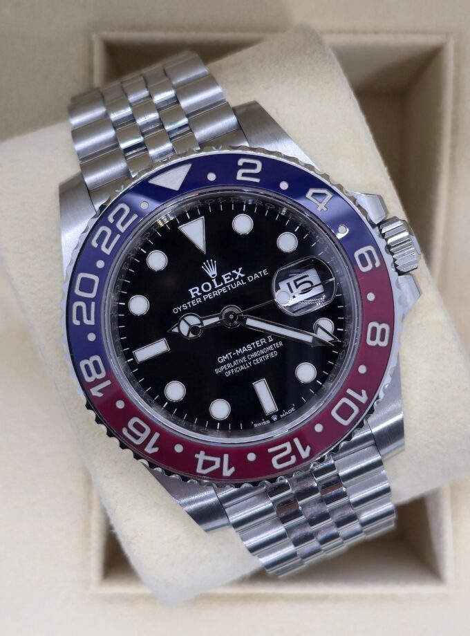 Rolex GMT-Master II 126710BLRO