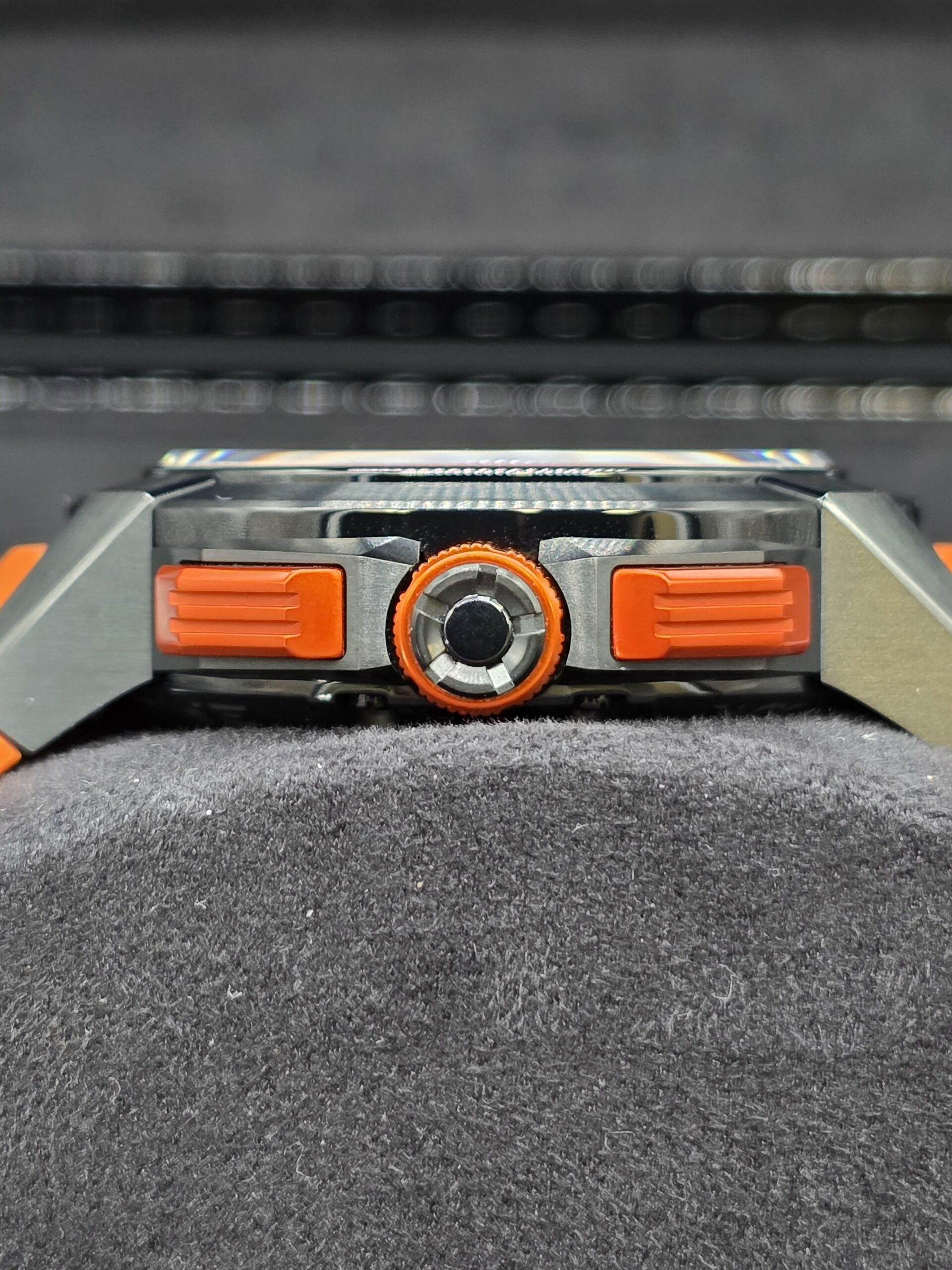 Jacob & Co. Epic X Chrono 44mm Titanium Orange EC430.21.AB.AA.ABRUA - Image 4