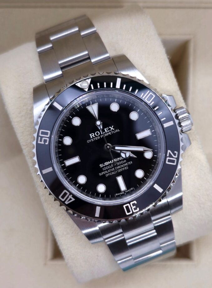 Rolex Submariner (No Date) 114060