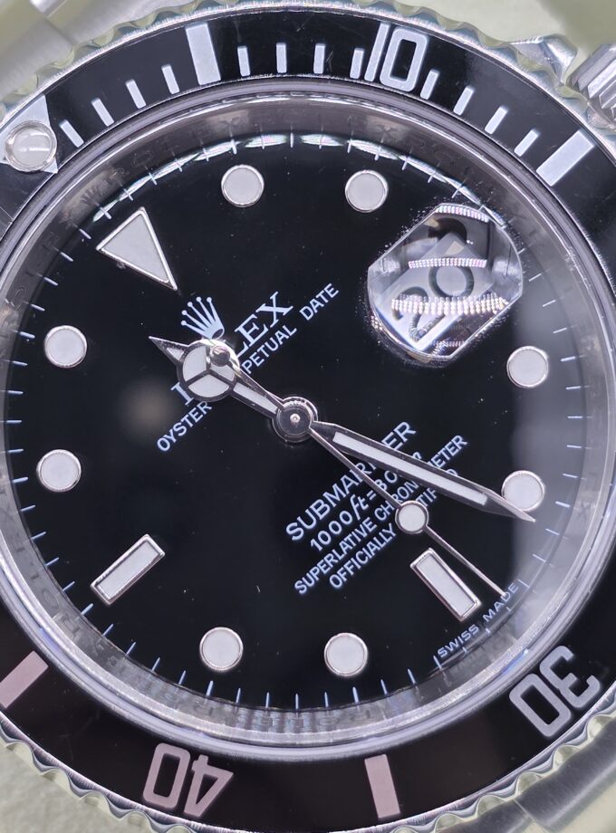 Rolex Submariner Date 16610