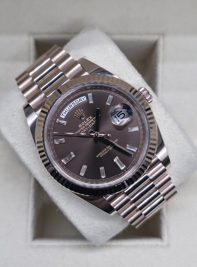 Rolex Day-Date 40 228235