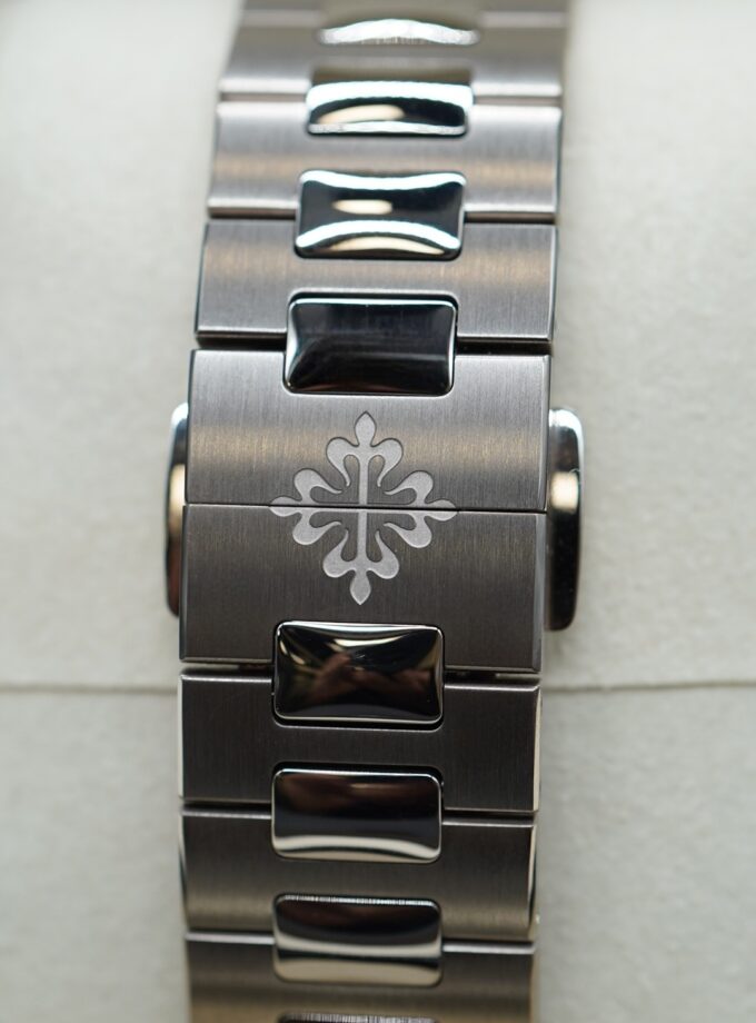 Patek Philippe Nautilus 5811/1G