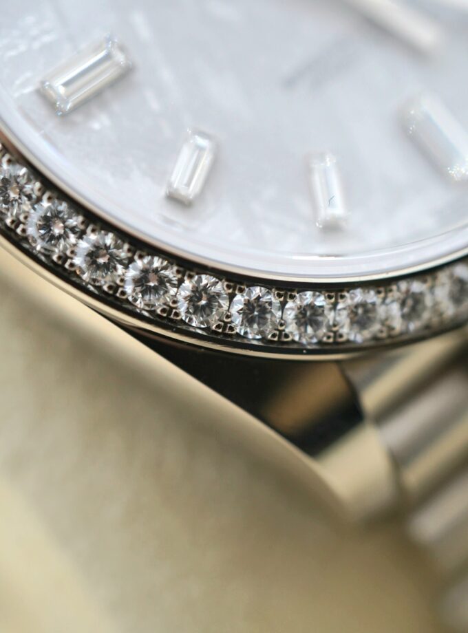 Rolex Day-Date 40 228349RBR