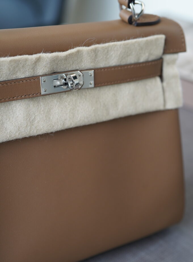 Hermes Kelly 25 Alezan / Beige Marfa Swift