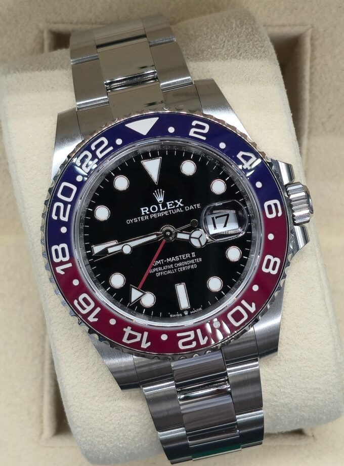 Rolex GMT-Master II 126710BLRO