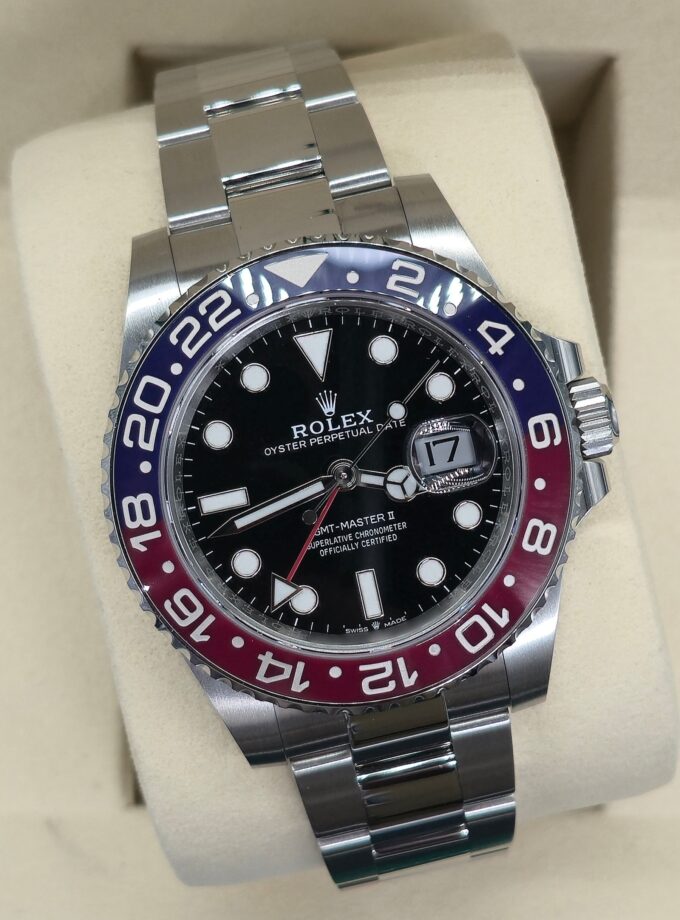 Rolex GMT-Master II 126710BLRO