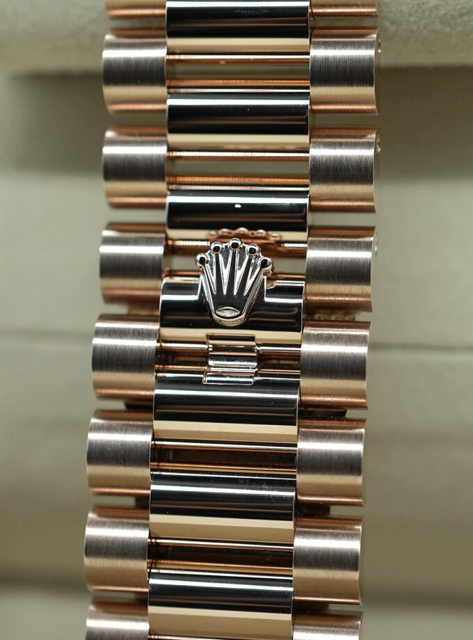 Rolex Day-Date 40 228235