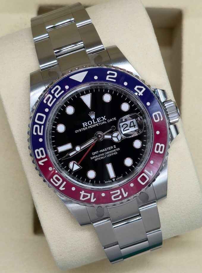 Rolex GMT-Master II 126710BLRO