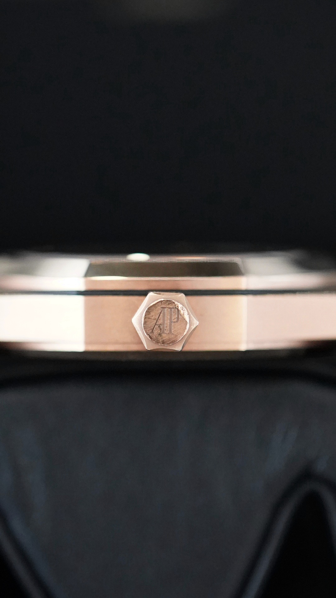 Audemars Piguet Royal Oak 15500OR - Image 6