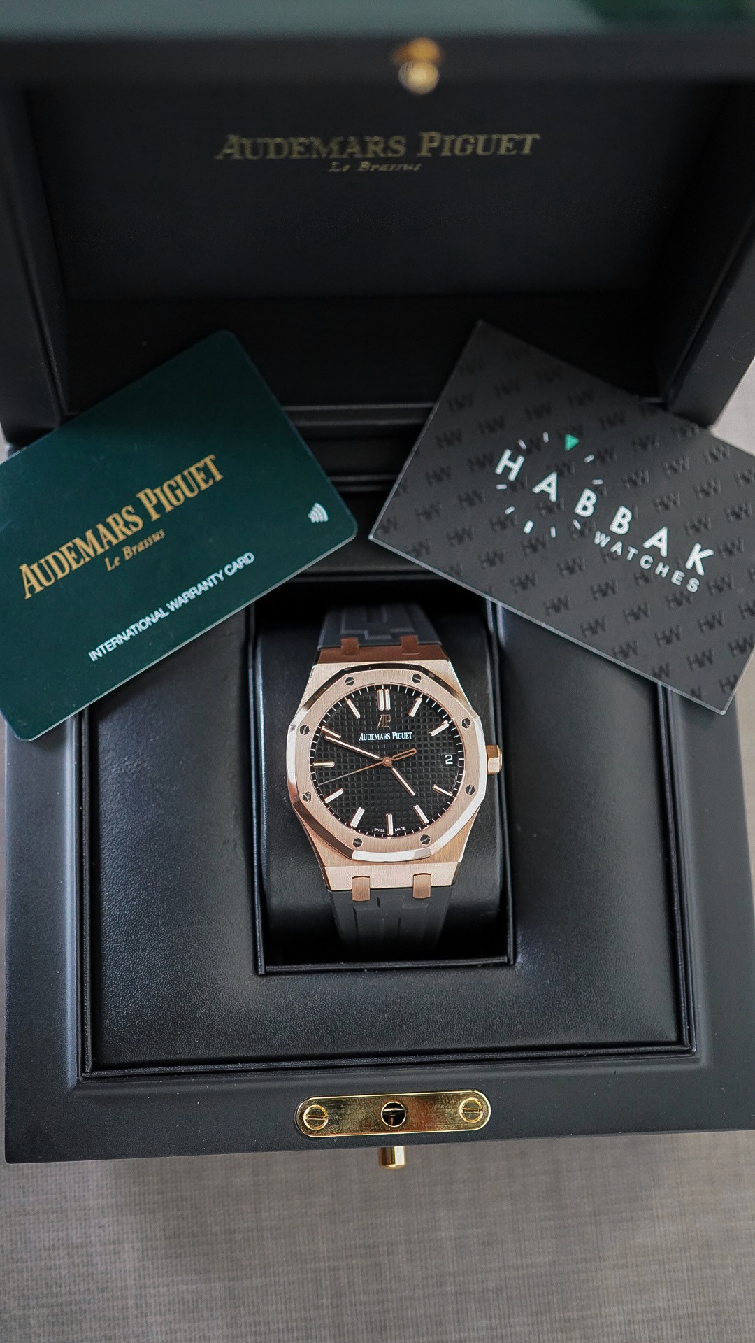 Audemars Piguet Royal Oak 15500OR - Image 3