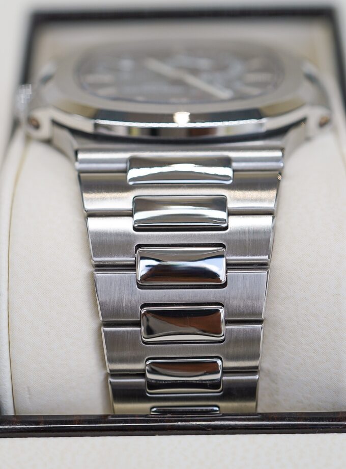 Patek Philippe Nautilus 5712