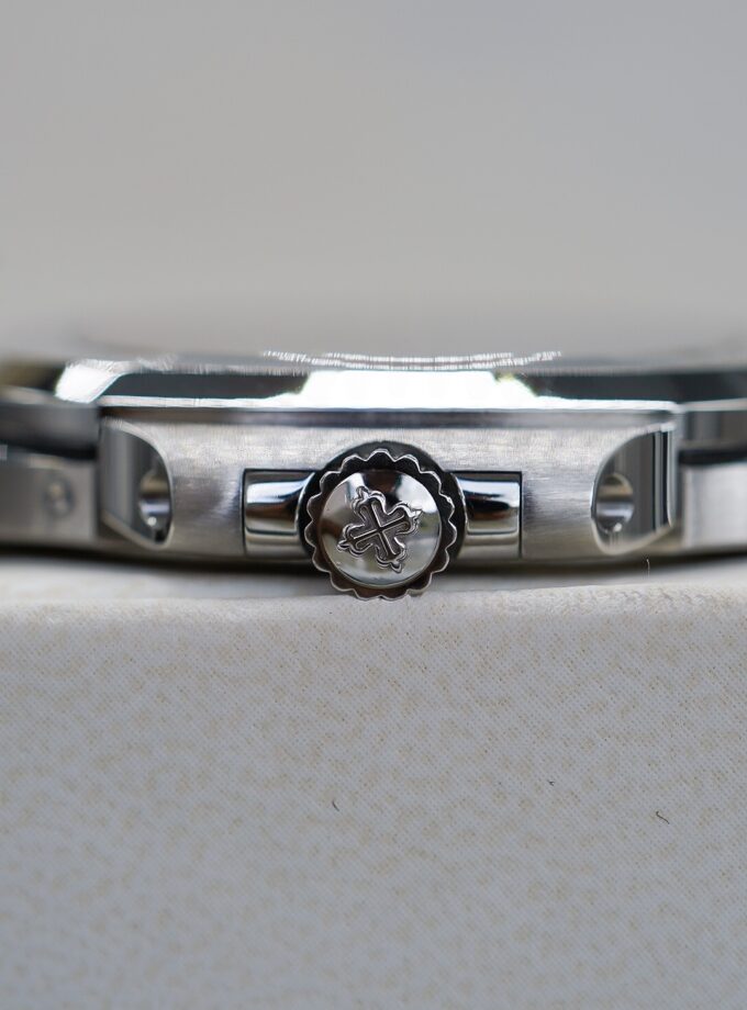Patek Philippe Nautilus 5712
