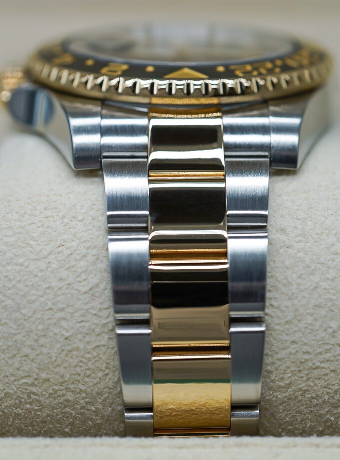 Rolex GMT-Master II 116713LN
