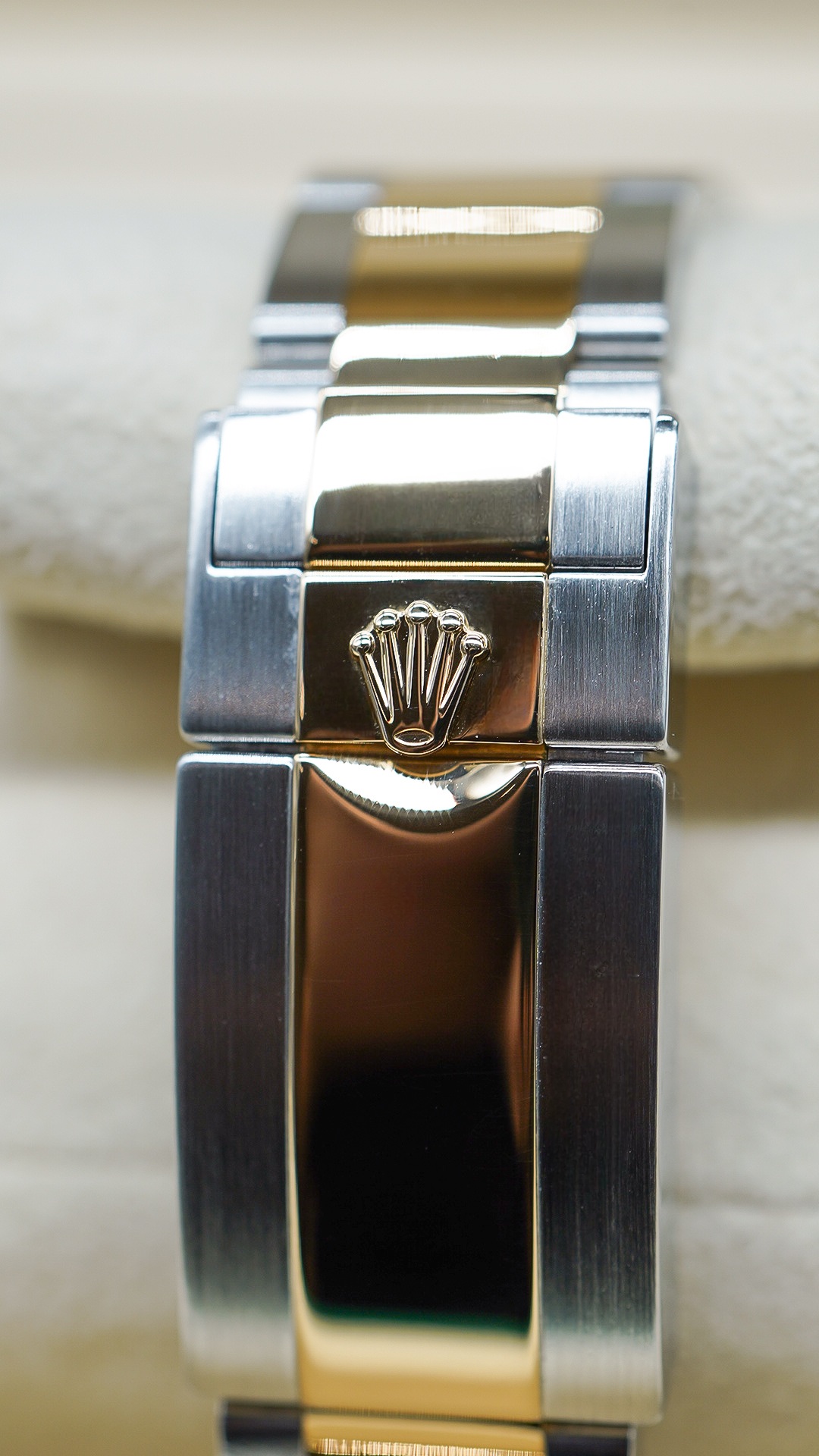 Rolex GMT-Master II 116713LN - Image 9