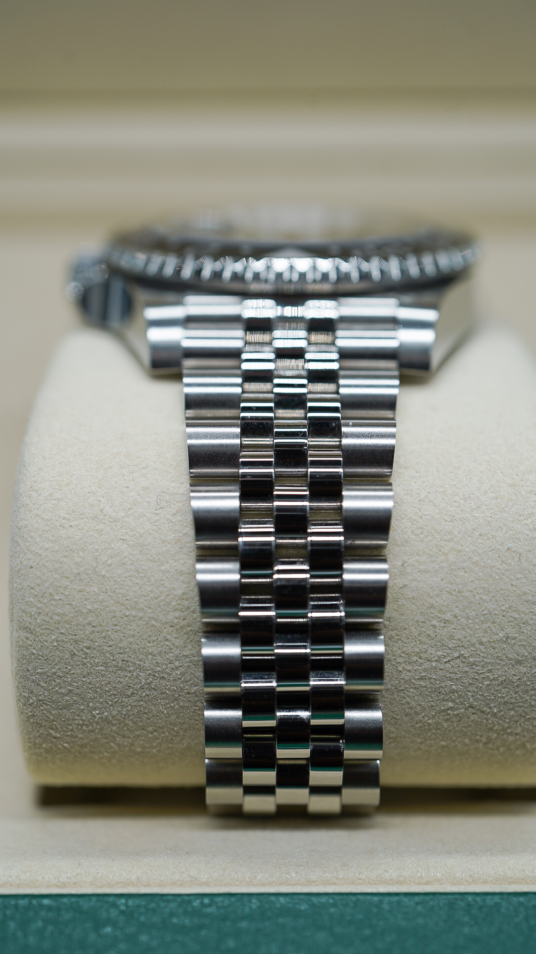 Rolex GMT Master II 126710GRNR - Image 6