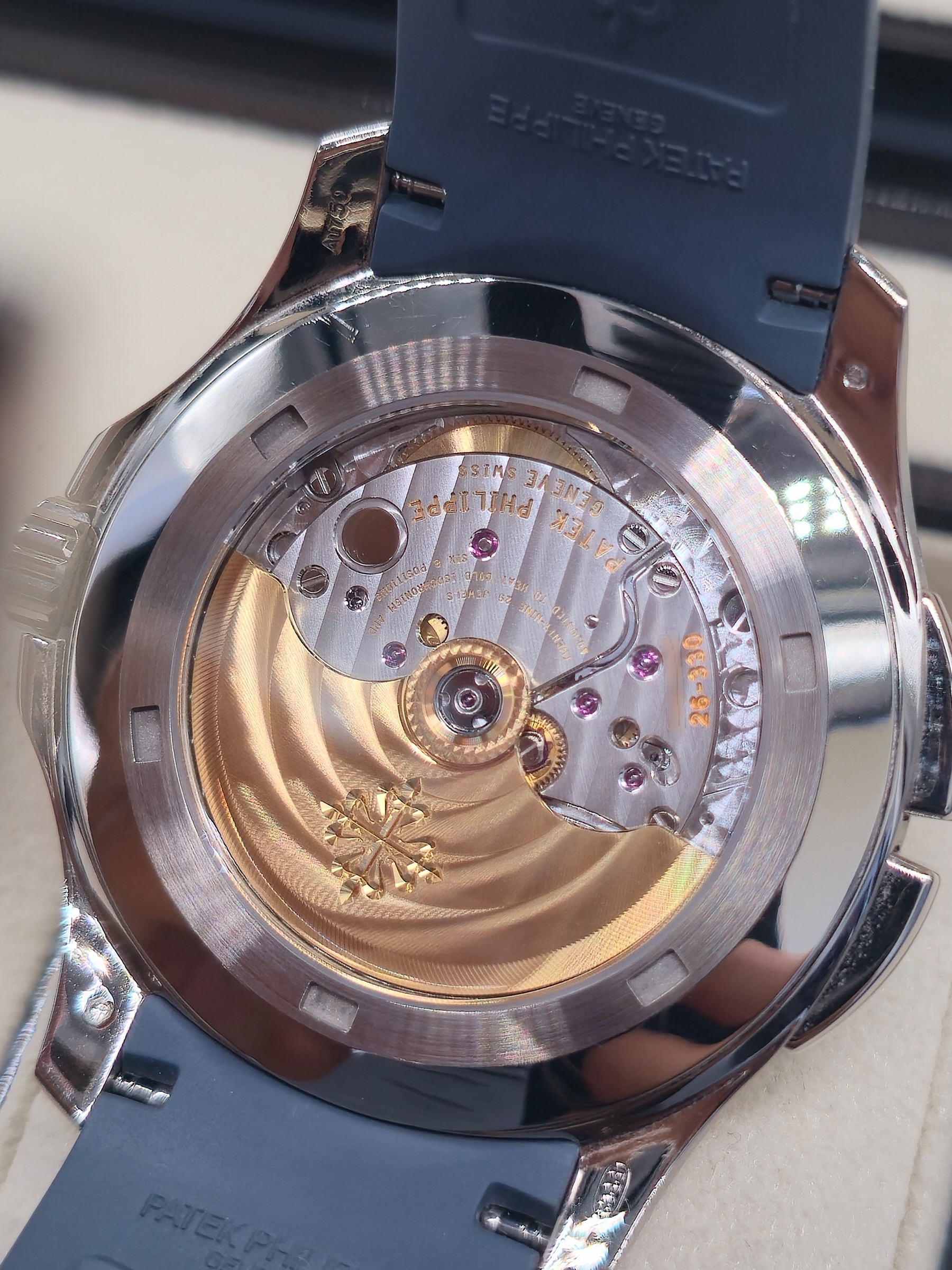 Patek Philippe Aquanaut Travel Time 5164G - Image 9