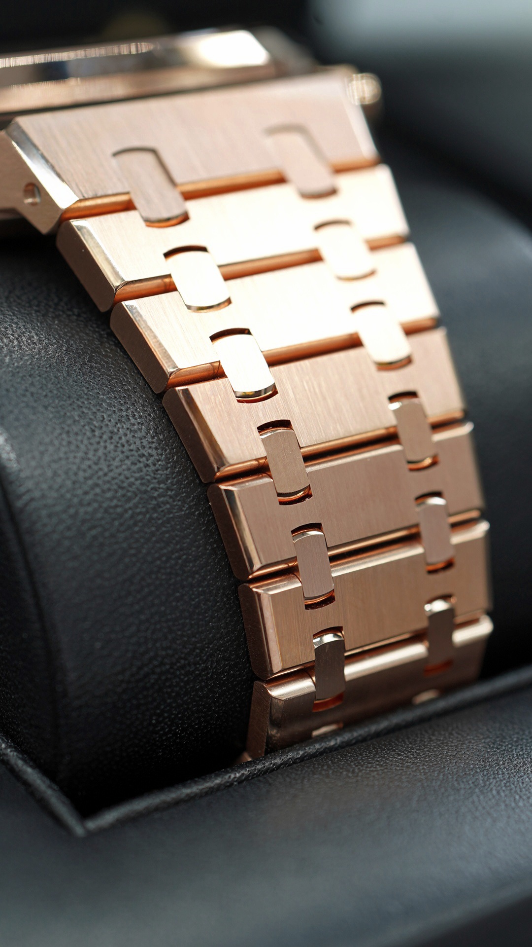 Audemars Piguet Royal Oak Chronograph 50th Anniversary - Image 5