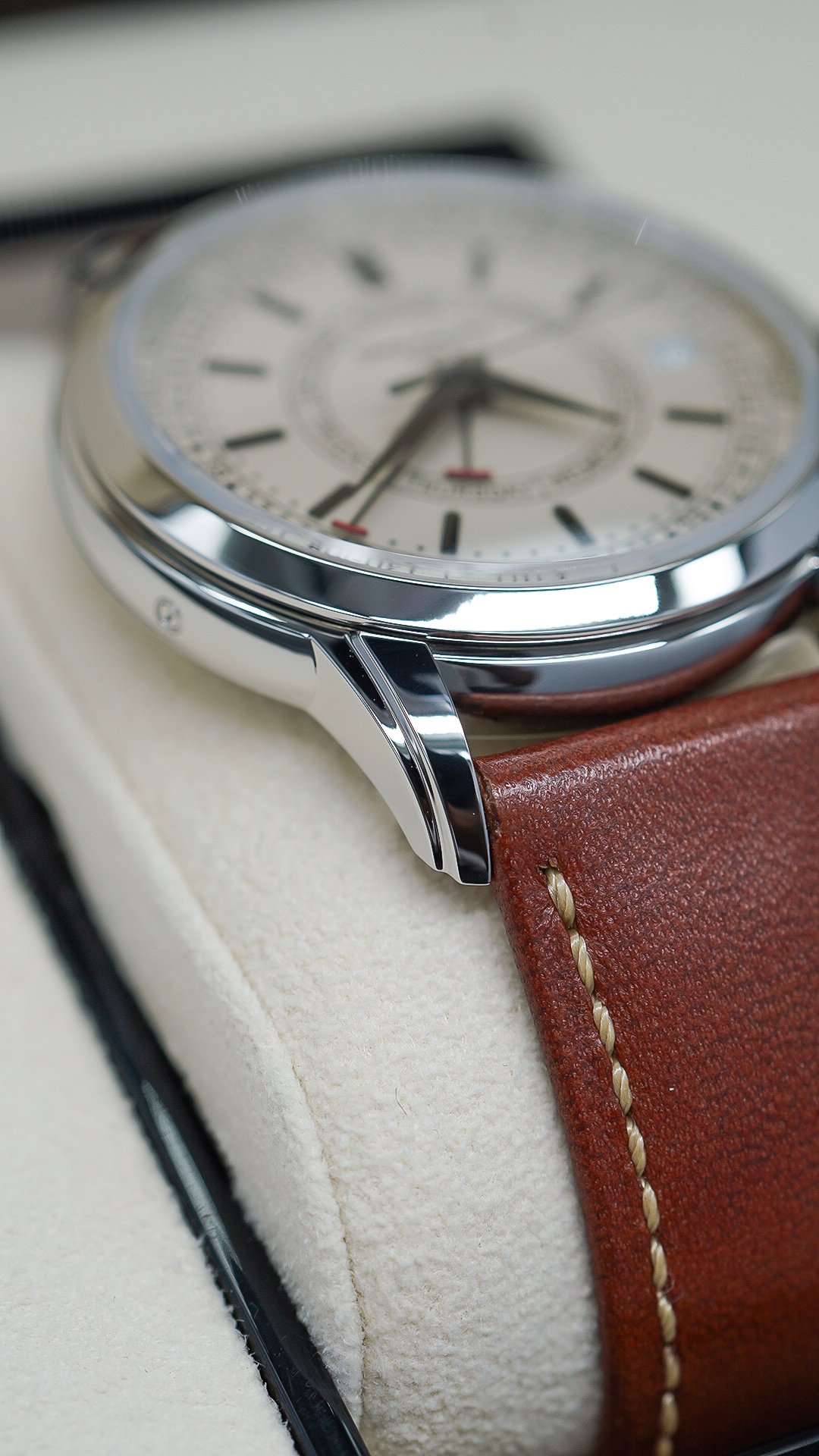 Patek Philippe Calatrava Weekly Calendar 5212A-001 - Image 6