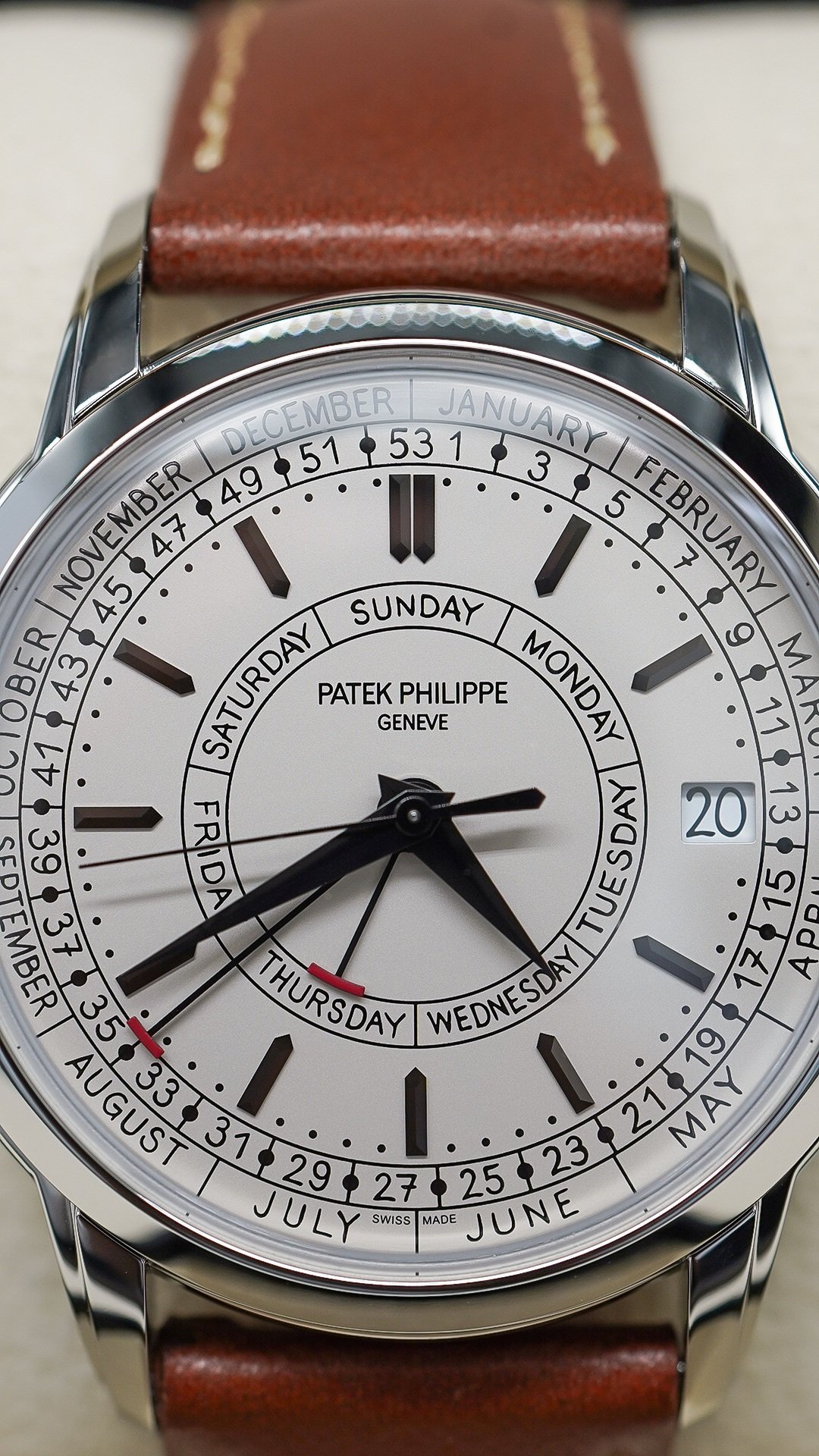 Patek Philippe Calatrava Weekly Calendar 5212A-001 - Image 2