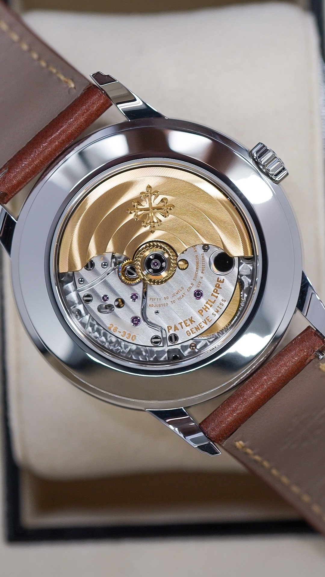 Patek Philippe Calatrava Weekly Calendar 5212A-001 - Image 10