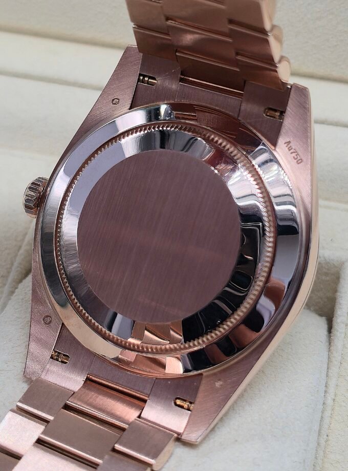 Rolex Day-Date 40 228235