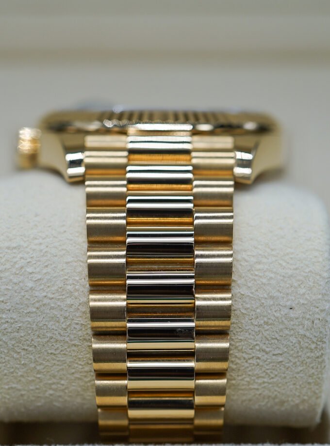 Rolex Day-Date 40 Middle Eastern Edition 228238
